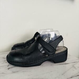 Cobbie Cuddlers Black Mary Jane Leather Slip On Shoes Women’s Size 9